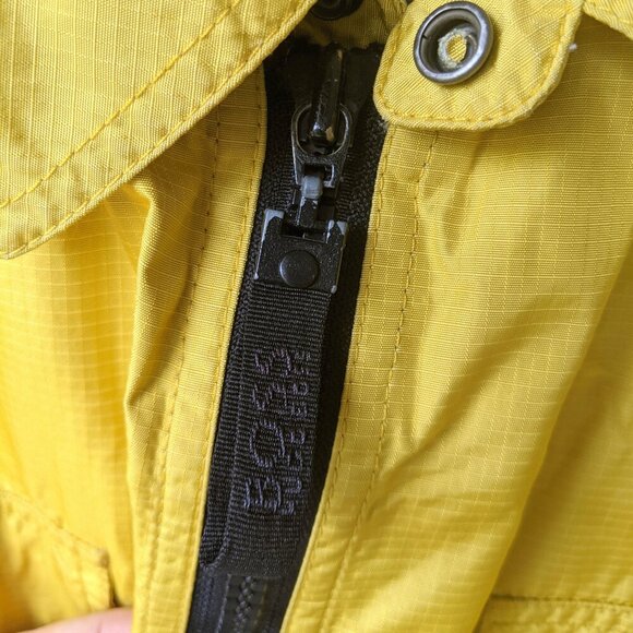 Vintage HUGO BOSS Sport 90s BOXER Jacket Yellow Black Lightweight - Picture 16 of 16